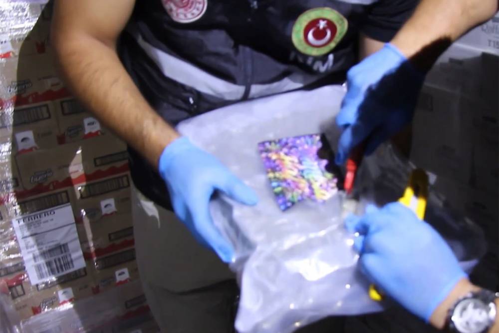 71 İlde Uyuşturucu Operasyonu: 843,5 Kilo Uyuşturucu ve 2,3 Milyon Hap Ele Geçirildi